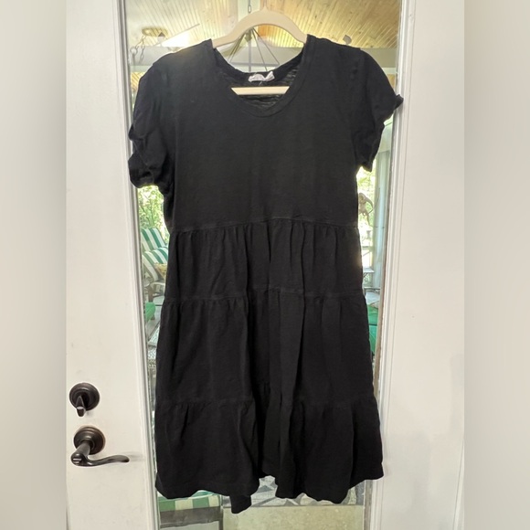 💃🖤Wilt🖤💃Black Tiered Short Sleeve Dress Size Medium - Picture 1 of 5